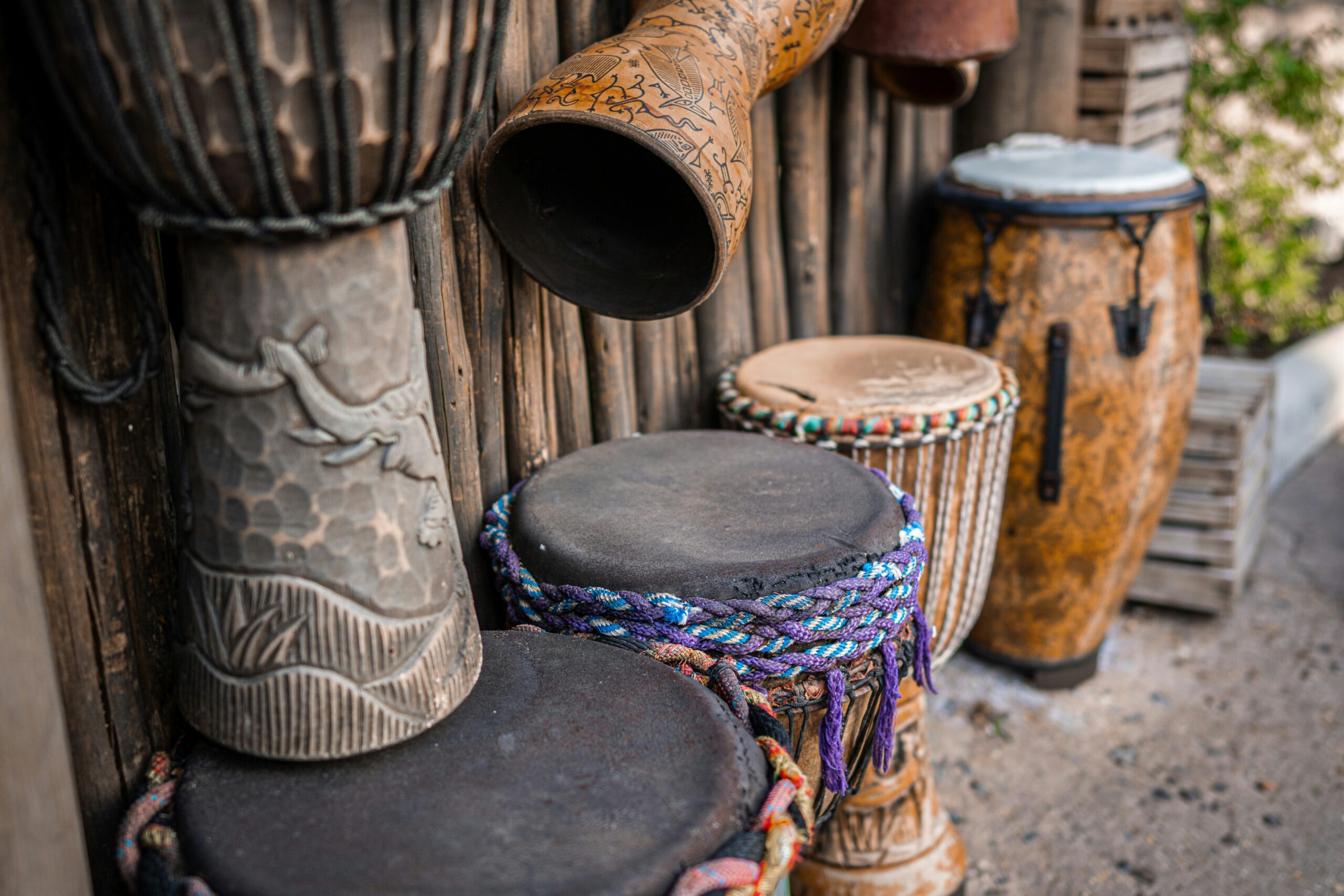 Why are there so many cracked drum shells?