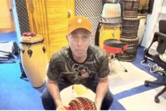 Basic 12/8 rudiments on Shekere